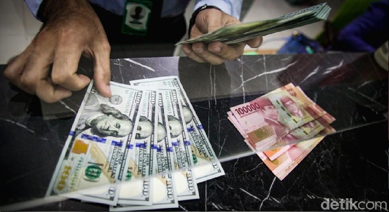 Dolar AS dan Rupiah - Foto: Andhika Prasetia