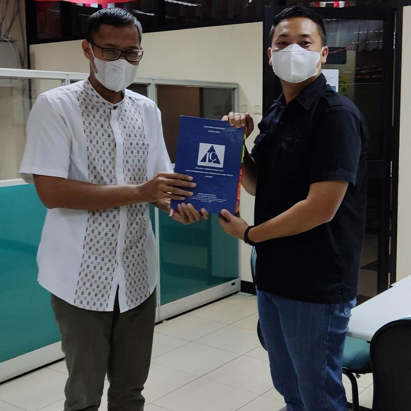 Penyerahan Dokumen Akreditasi LPK ALC Tahun 2023